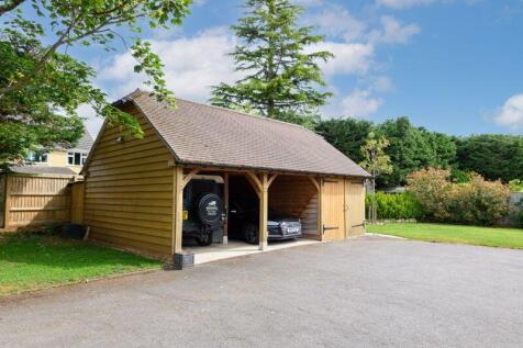 Garage &amp; Workshop