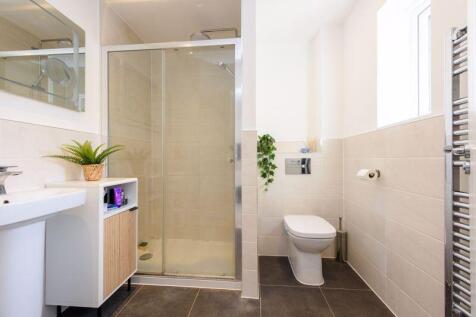 Bedroom 1 En-Suite