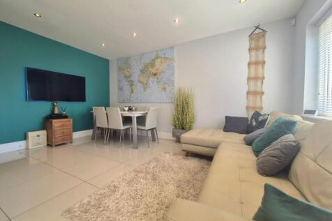 Living dining area