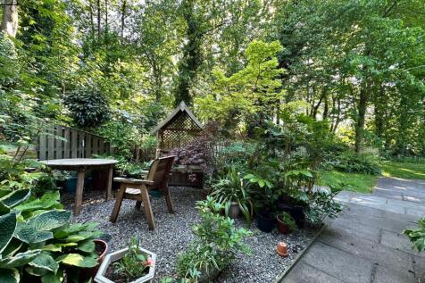 Communal gardens