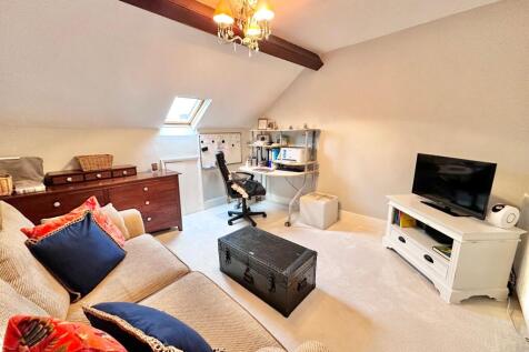 Bedroom/living room