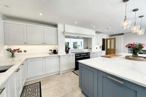 Family Living Dining Kitchen
