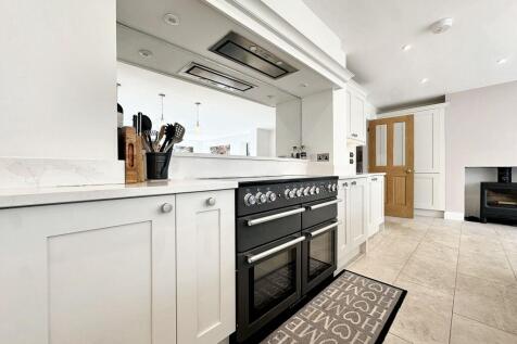 Family Living Dining Kitchen