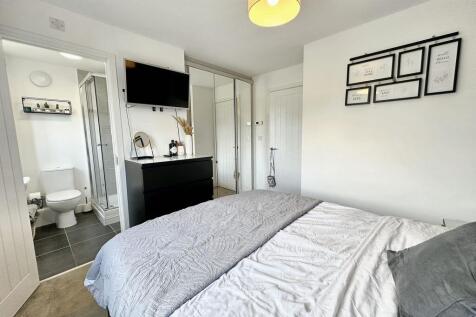 En-suite Bedroom