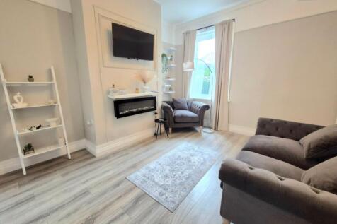 Dining/Sitting room