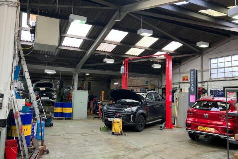 Internal Garage1_Chester Road.png