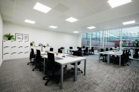 OregaBroadGate_OfficeSpace7.jpg