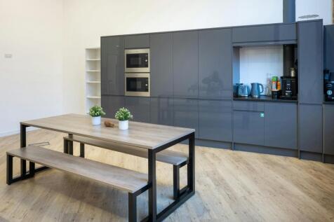 HALF_ROUND_HOUSE_0152.jpg