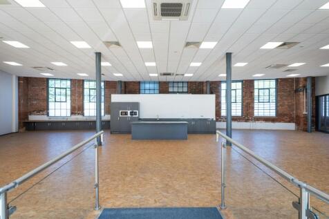 HALF_ROUND_HOUSE_0154.jpg