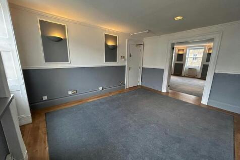 8b c1a88e65ae1ef2ad33.jpg