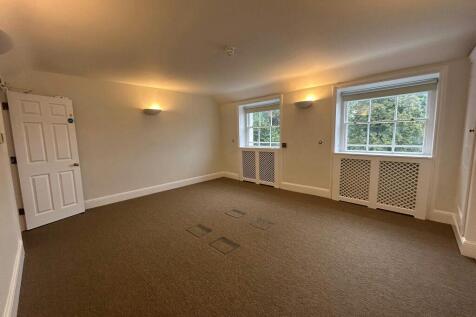 2b5d26614c3a de9a684d332.jpg