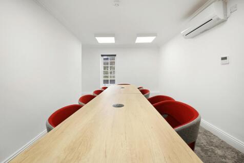 Shop VM BDG 38 Soho Sq W1D 3HB_0429 1.JPG