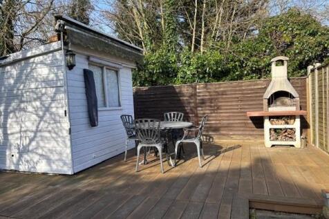 Rear Garden 2.jpg