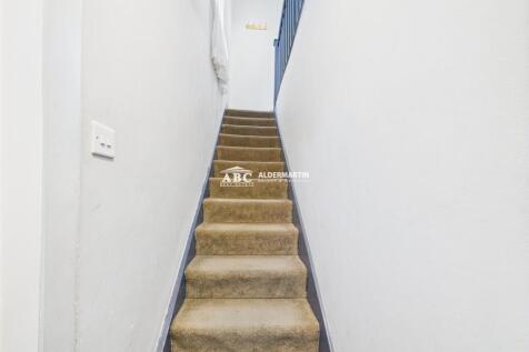 CAM03827G0-PR0071-STILL001.jpg