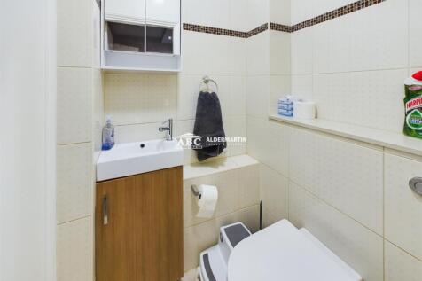 CAM03263G0-PR0054-STILL004.jpg
