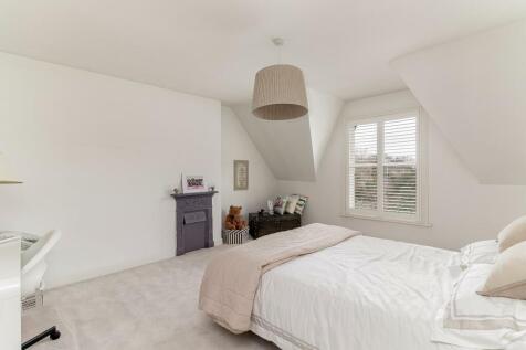 Bedroom 2.jpg