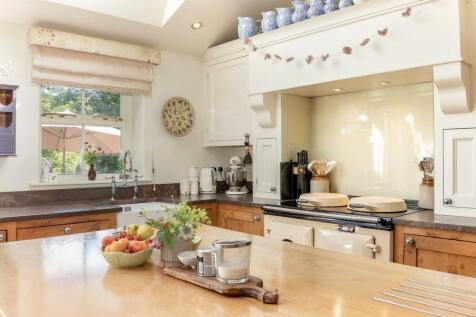Breakfast Kitchen - D.jpg