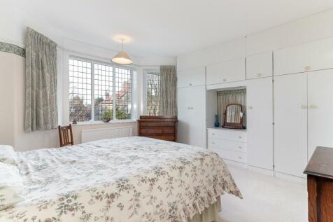 Bedroom 1 - A.jpg