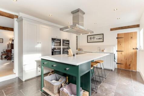 Living Dining Kitchen - B.jpg