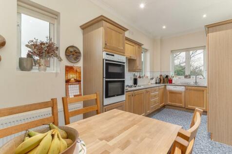 Dining Kitchen - B.jpg