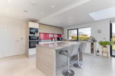 Living Dining Kitchen - B.jpg