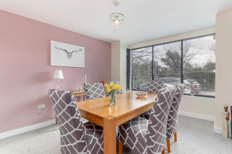 Dining Room - A.jpg