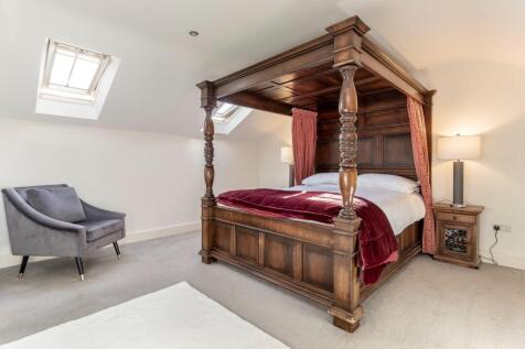 Master Bedroom- A.jpg