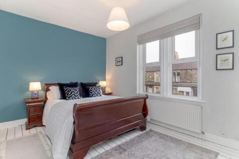 Bedroom 1 - B.jpg