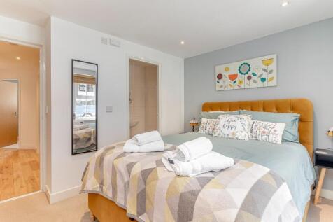 Bedroom 1 - B.jpg