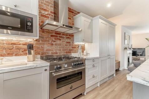 Living Dining Kitchen - C.jpg