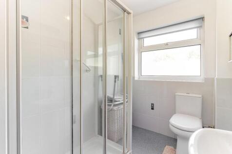 Shower Room.jpg