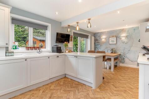 Dining Kitchen - B.jpg