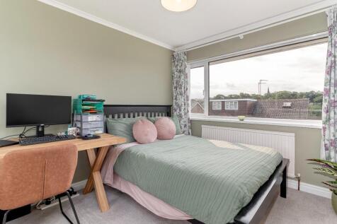 Bedroom 2.jpg