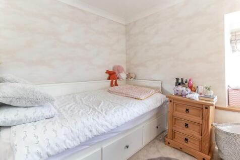 Bedroom 3.jpg