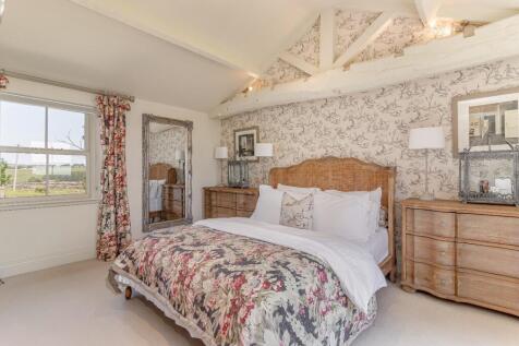 Master Bedroom - D.jpg