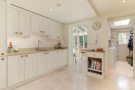 Kitchen - A.jpg