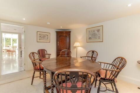 Dining Room - B.jpg