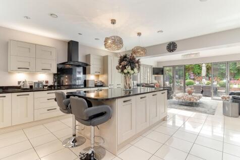 Living Dining Kitchen - C.jpg