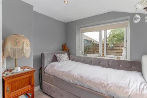 Bedroom - D.jpg