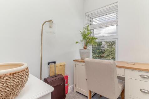 Bedroom 2.jpg