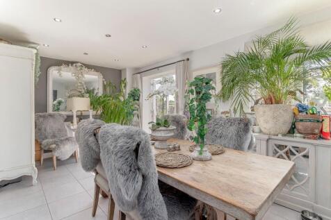 Dining Kitchen - C.jpg