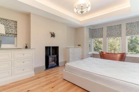 Master Bedroom - A.jpg