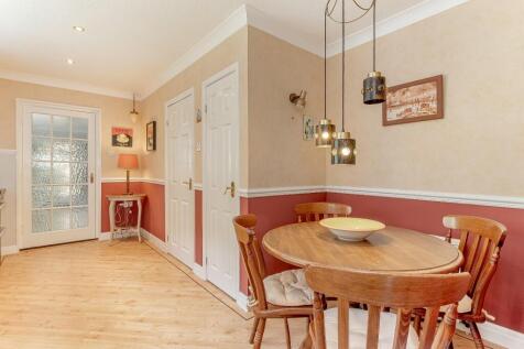Kitchen - C.jpg