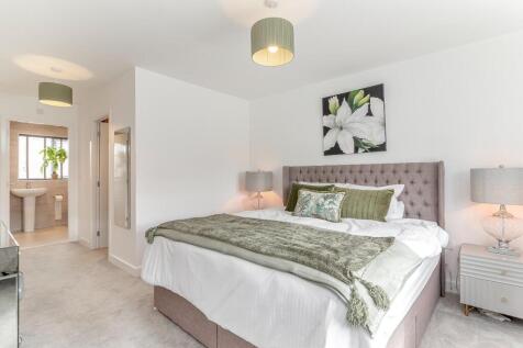 Master Bedroom - B.jpg
