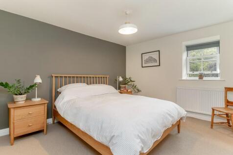 Master Bedroom - A.jpg