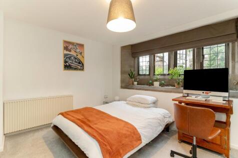 Bedroom - A.jpg