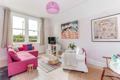 Sitting Room.jpg