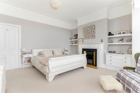 Bedroom 1 - A.jpg