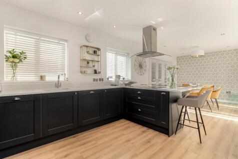 Dining Kitchen - E.jpg