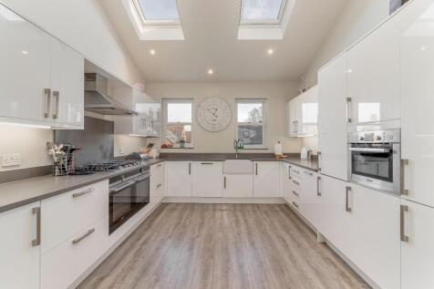 Living Dining Kitchen - G.jpg